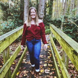 Meet your Posher, Alison